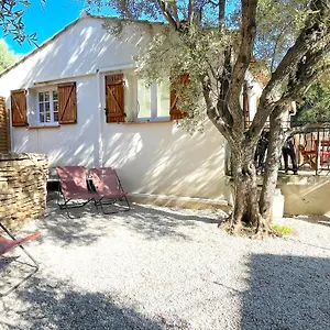 Hébergement de vacances Maison Au Calme Avec Jardin Et Parking, Proche De Tout !, La Ciotat